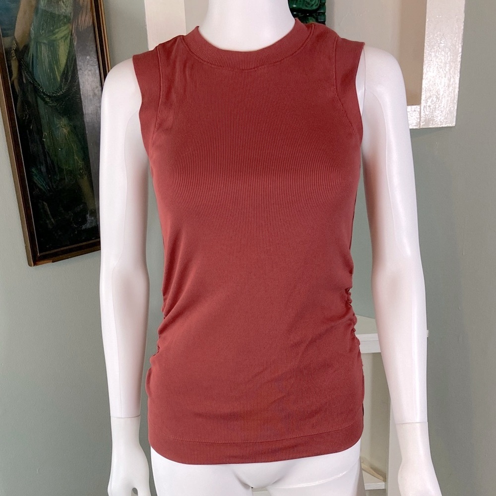 White House Black Market ruched Ribbed Sleeveless shirt top Rust Tank Top XSmall